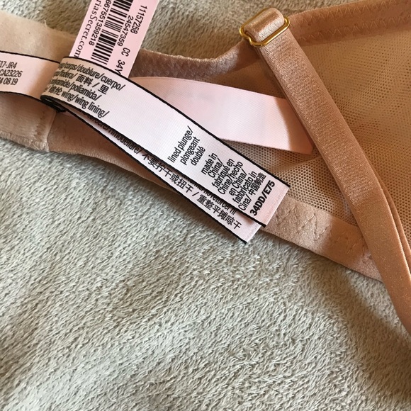 34DD Dream Angels white Chantilly lace plunge bra